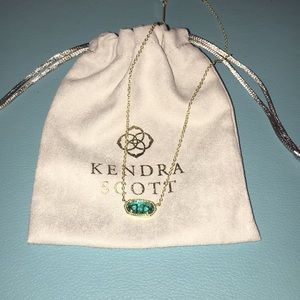 Kendra Scott Necklace (Green NWOT)